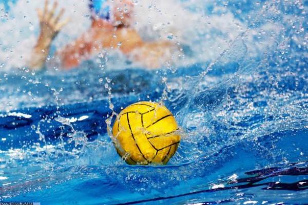 体育培训的女教练是谁(图1)